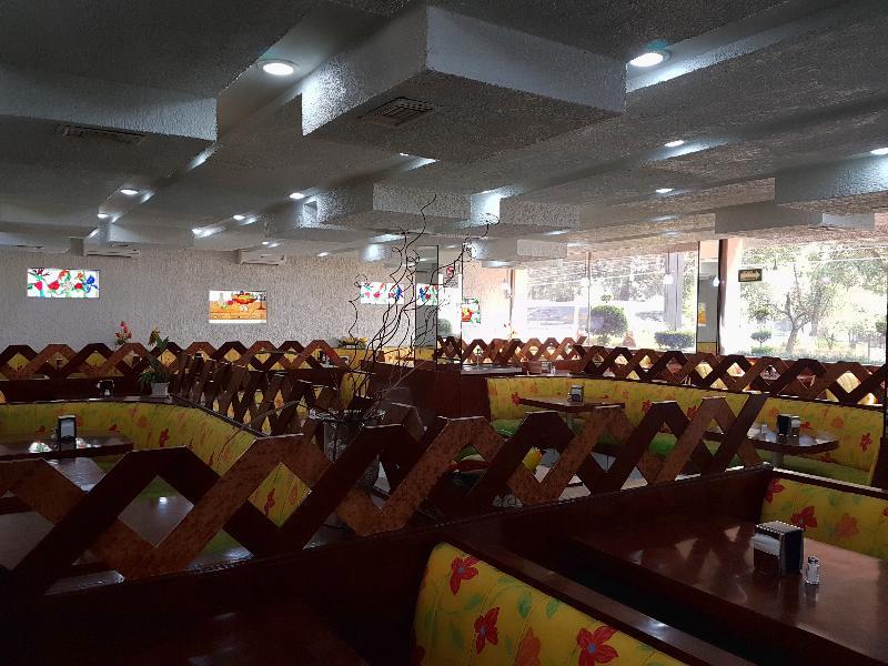 Hotel Las Pergolas Гуадалахара Екстериор снимка